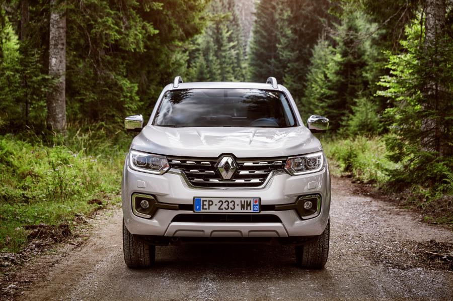  Renault Alaskan 2017 года  (WW) (фото 26 из 141)